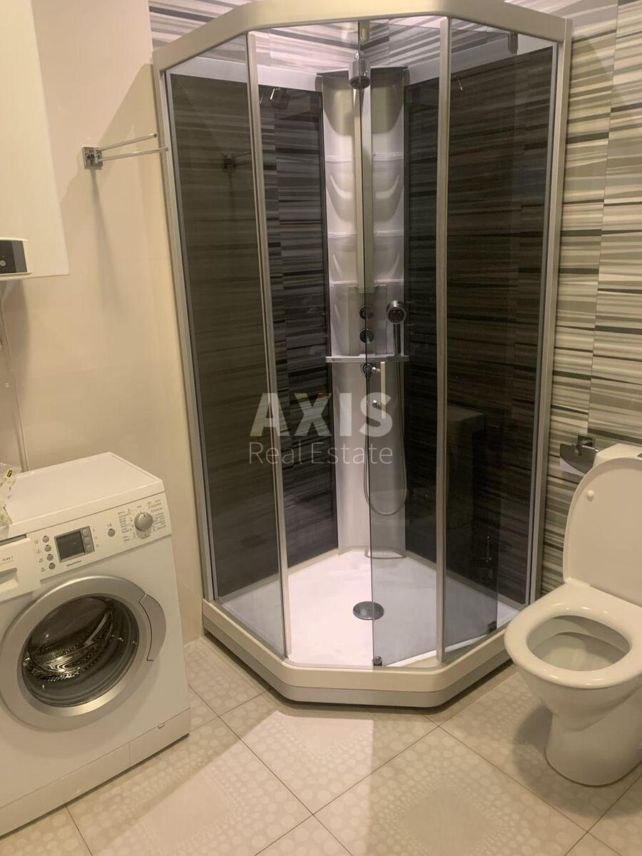 2k apartment vul. Mel'nykova 18Б568686