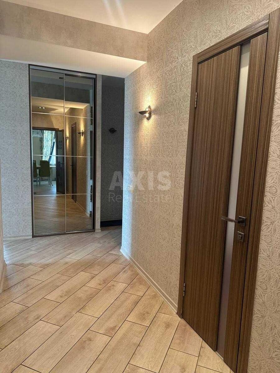 2к квартира ул. Комбинатная 255639712
