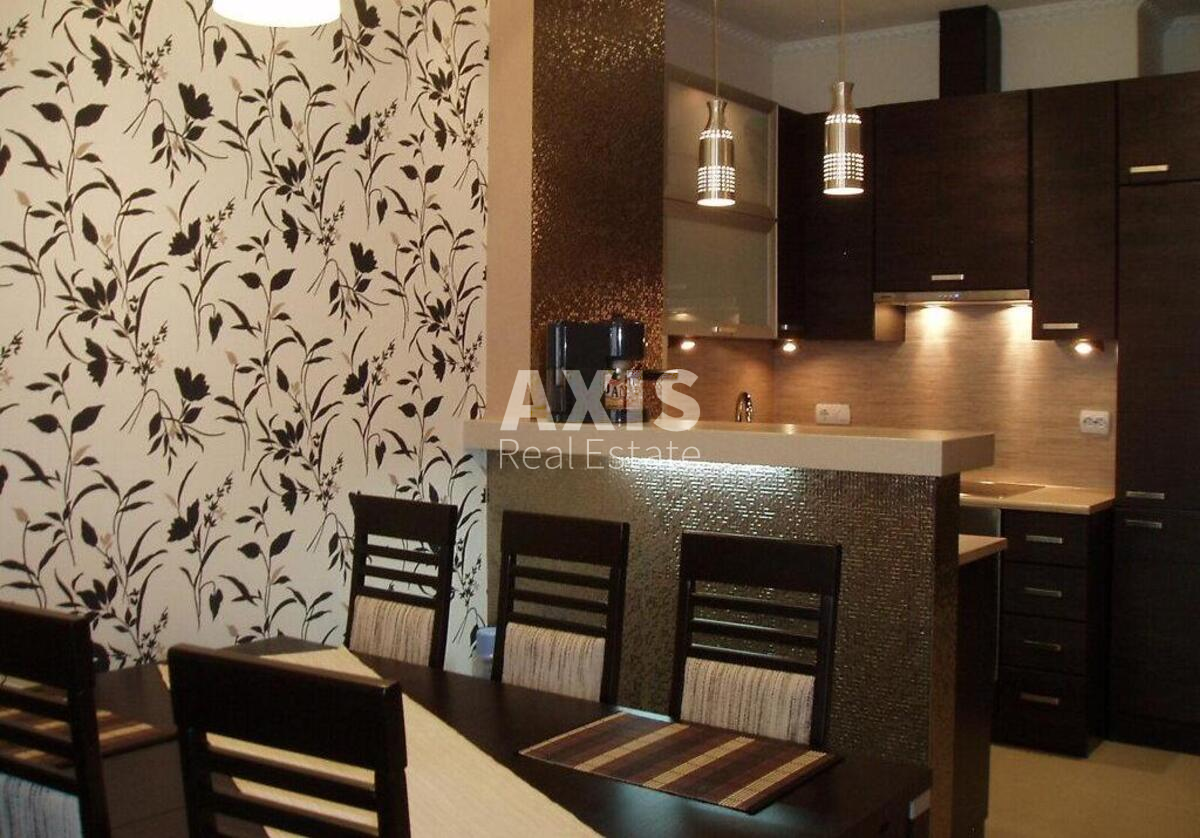 2к квартира ул. Жилянская 59521130