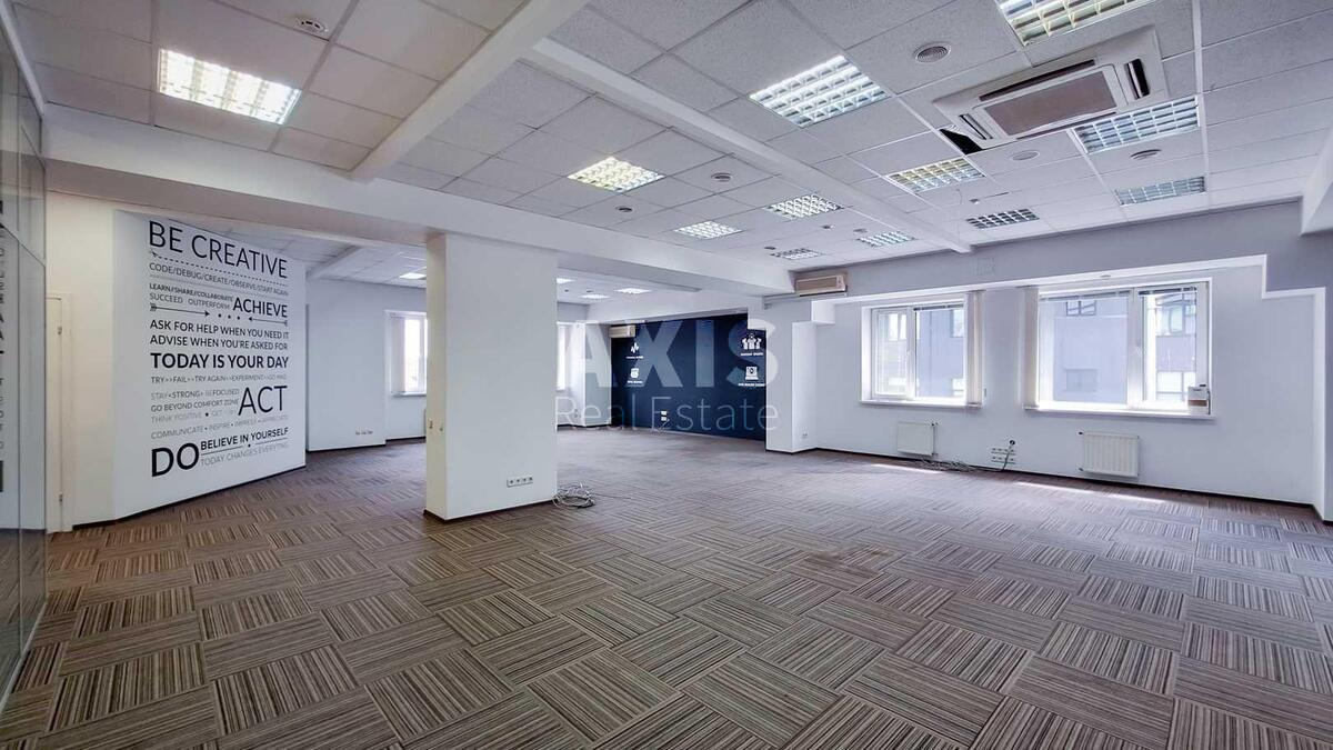 Об'єкт торгівлі вул. Мала Житомирська 3/4, 500м2