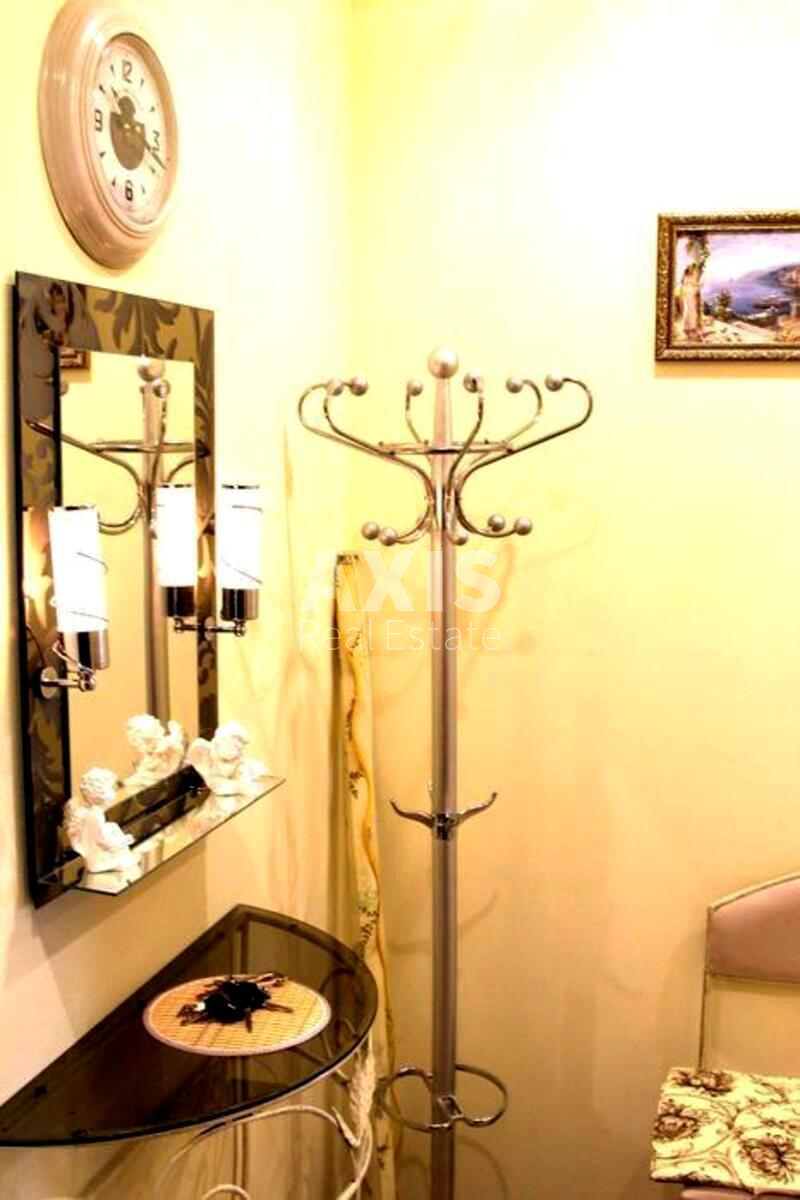 1k apartment vul. Feodosijs'ka 1614769