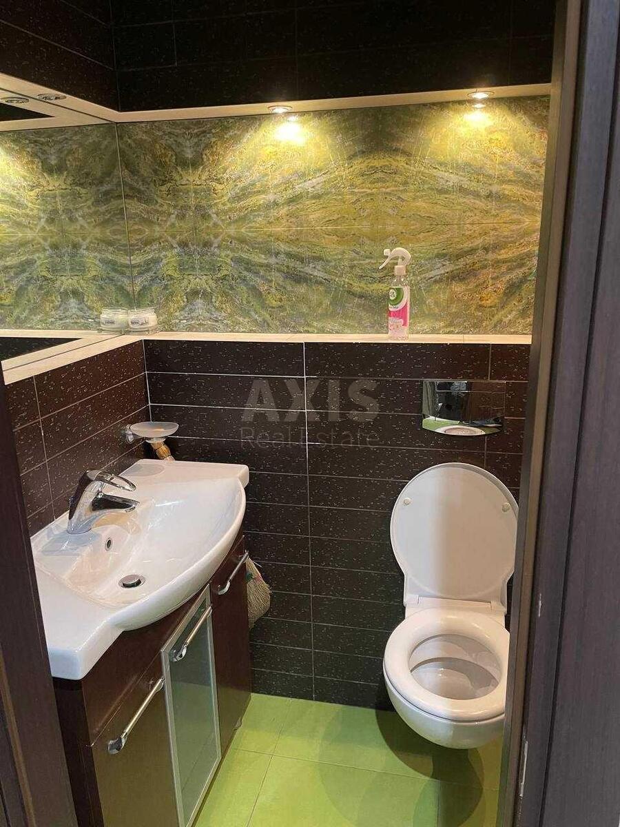 2k apartment vul. Volos'ka 2311