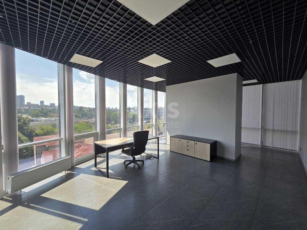 Офис пр-т Бандеры Степана 9Б, 800м2572503