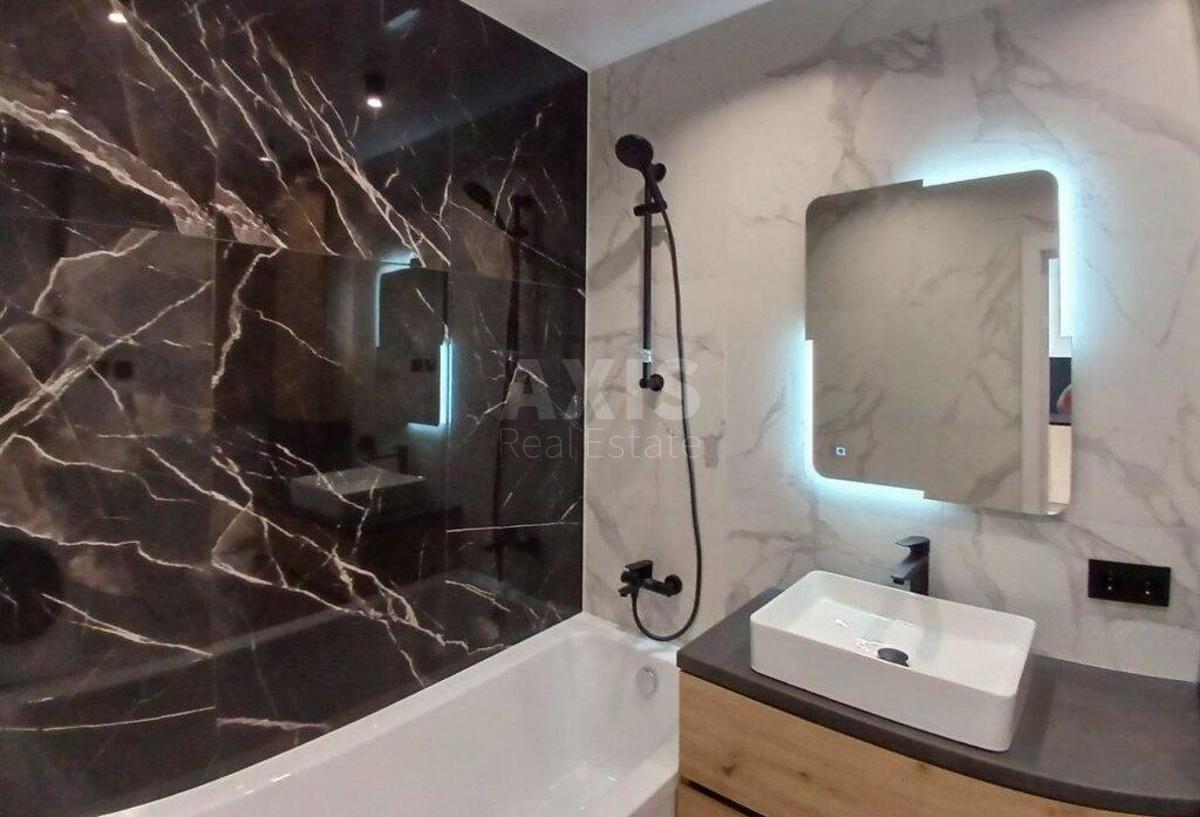 1k apartment vul. Rodyny Kristeriv 204