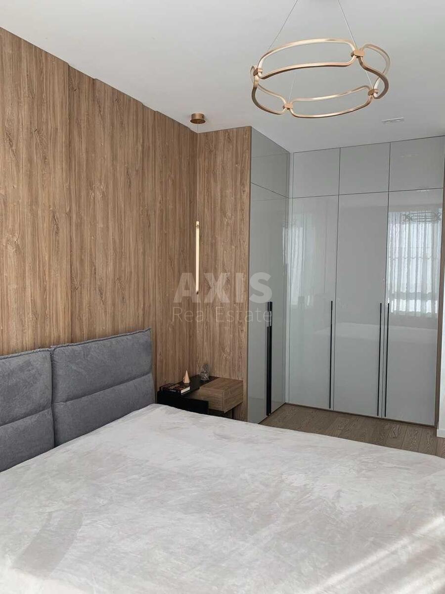 4к квартира ул. Деловая 1/2573024