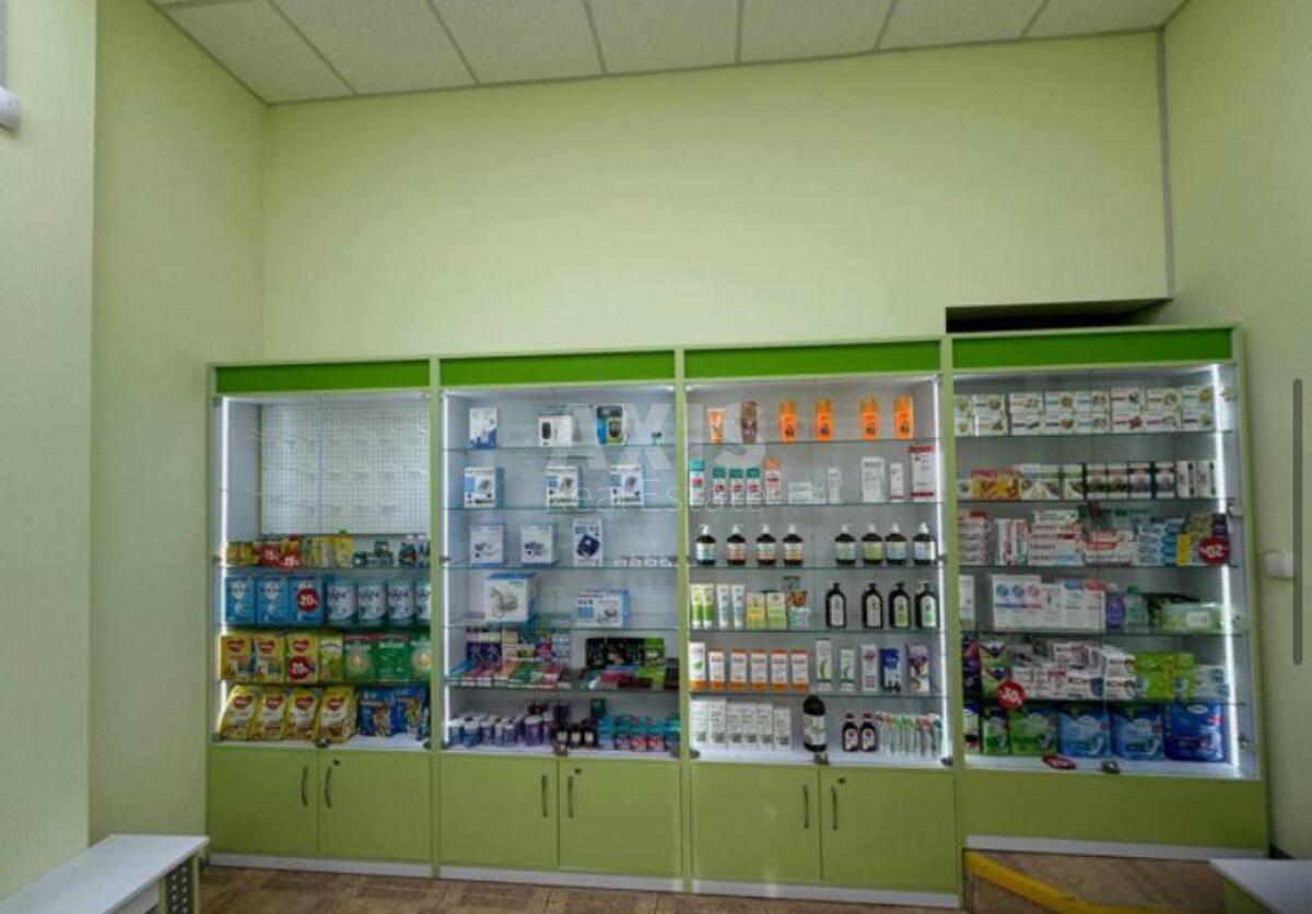 Trade object bul. Druzhby Narodiv 18/7, 82m21
