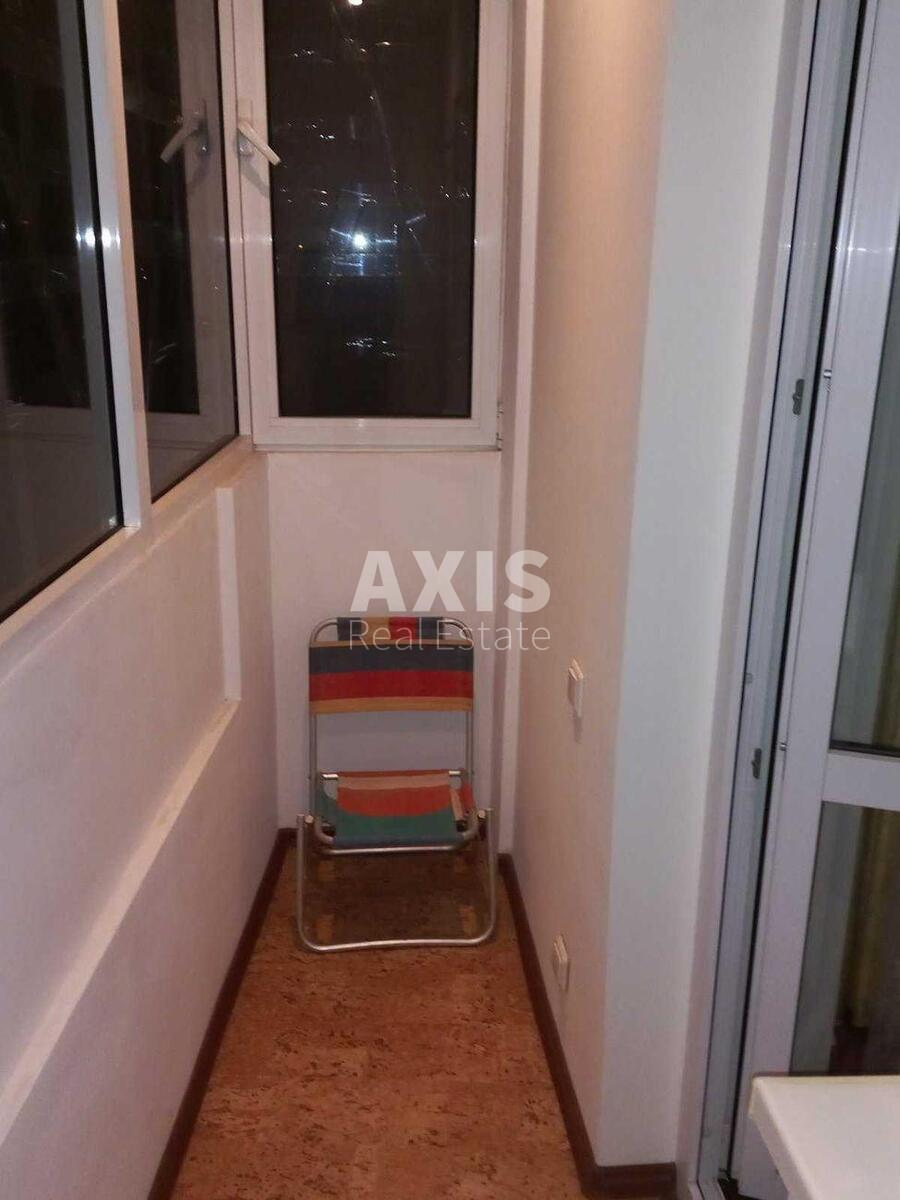 1k apartment vul. Lukivs'ka 77