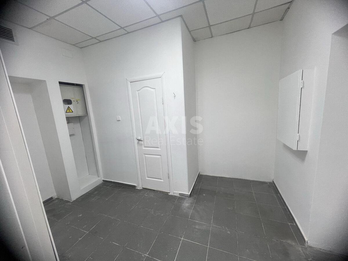 Объект торговли пр-т Шухевича Романа 2А, 60м2576334