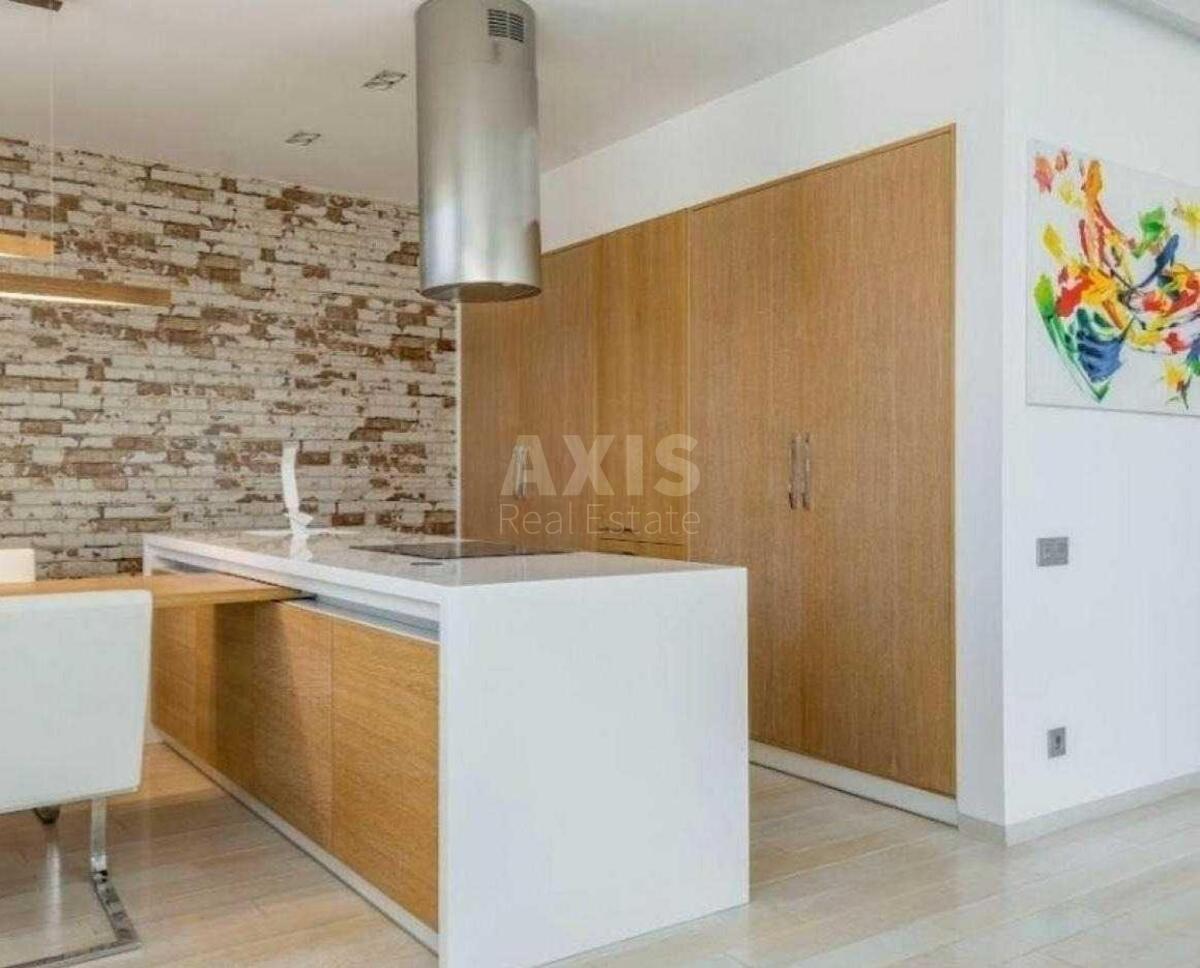 3k apartment vul. Voskresens'ka 1462788