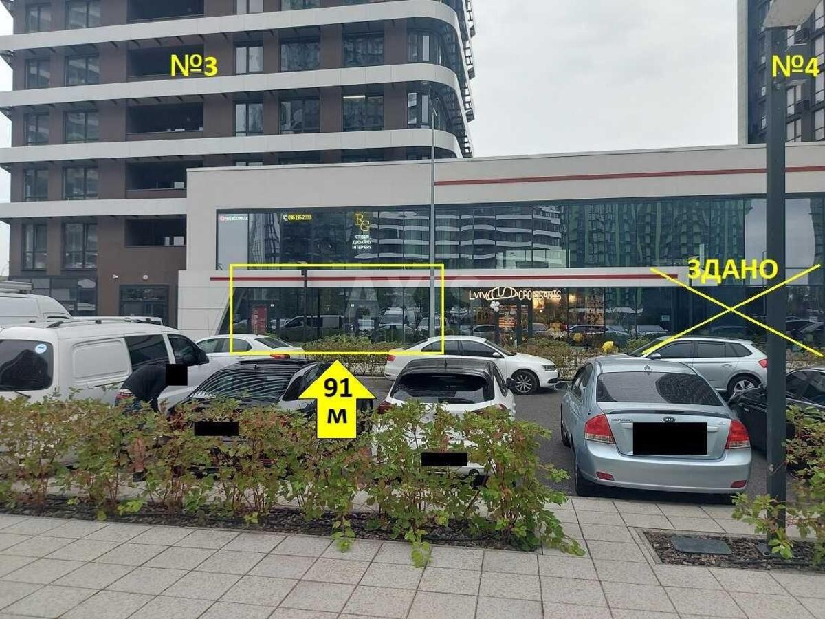Trade object nab. Dniprovs'ka 15, 91m20