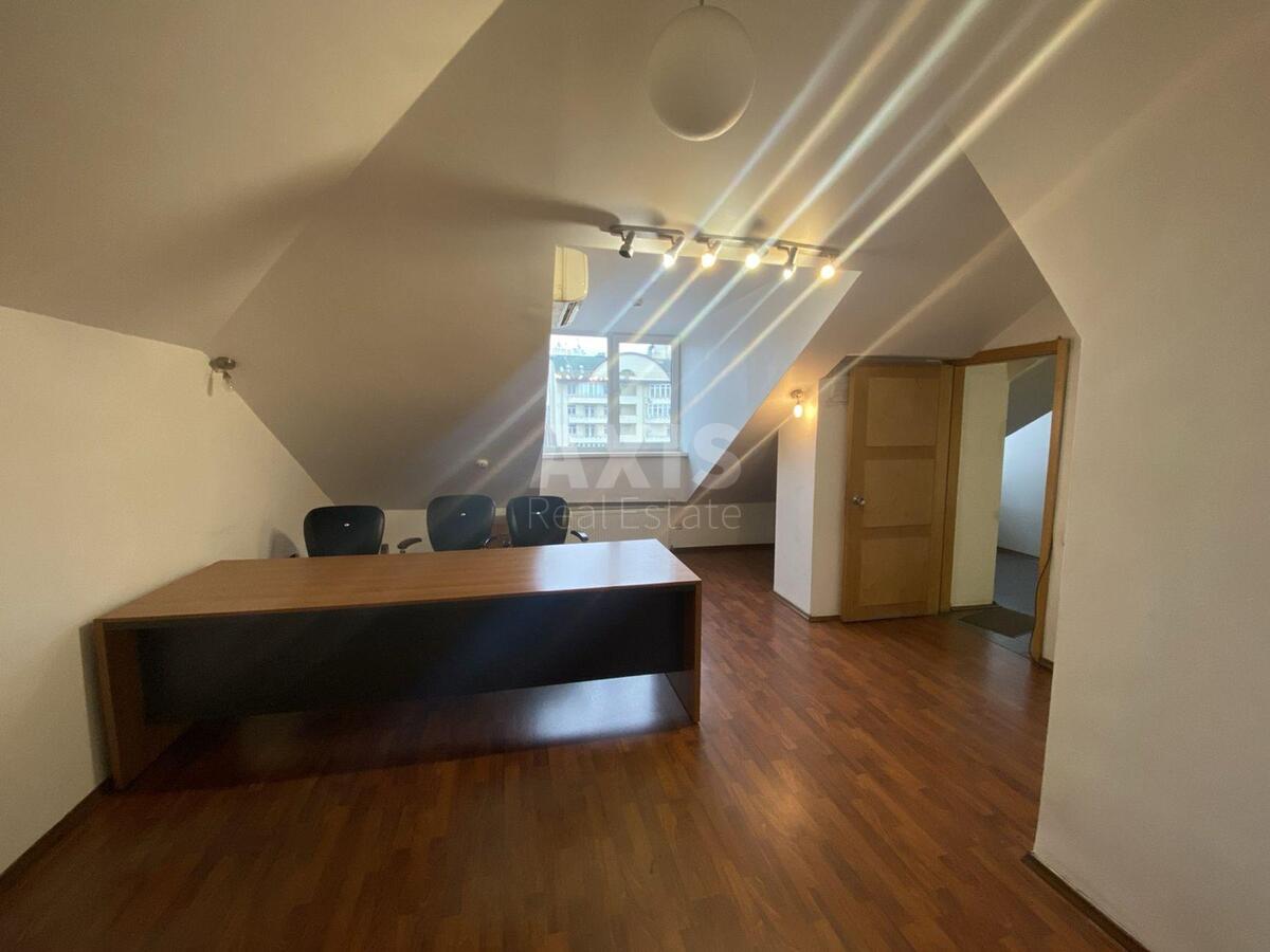 Office vul. Pavlivs'ka 17, 65m24