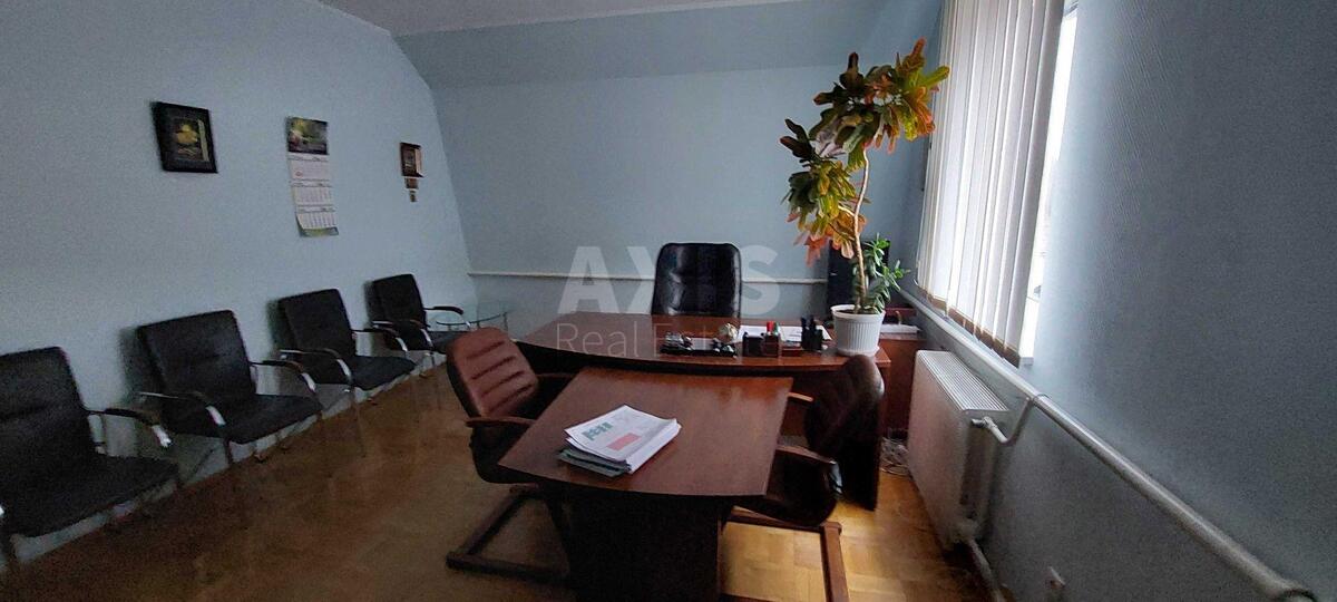 Service object vul. Zhmeryns'ka 2Б, 2000m21
