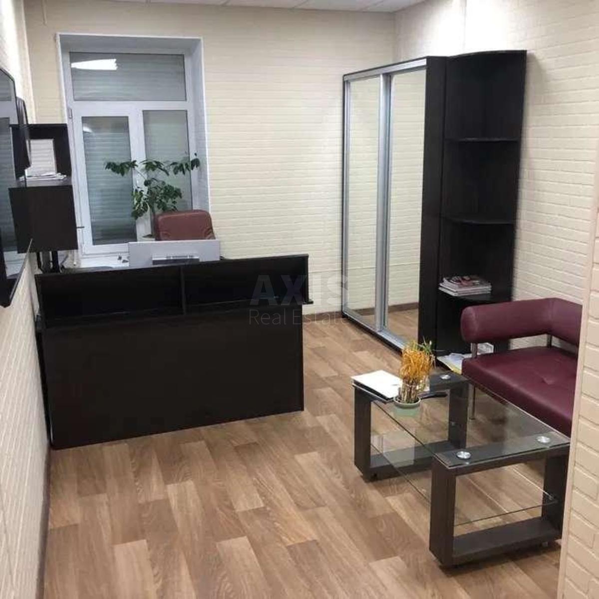 Office vul. Myhajlivs'ka 24В, 200m2