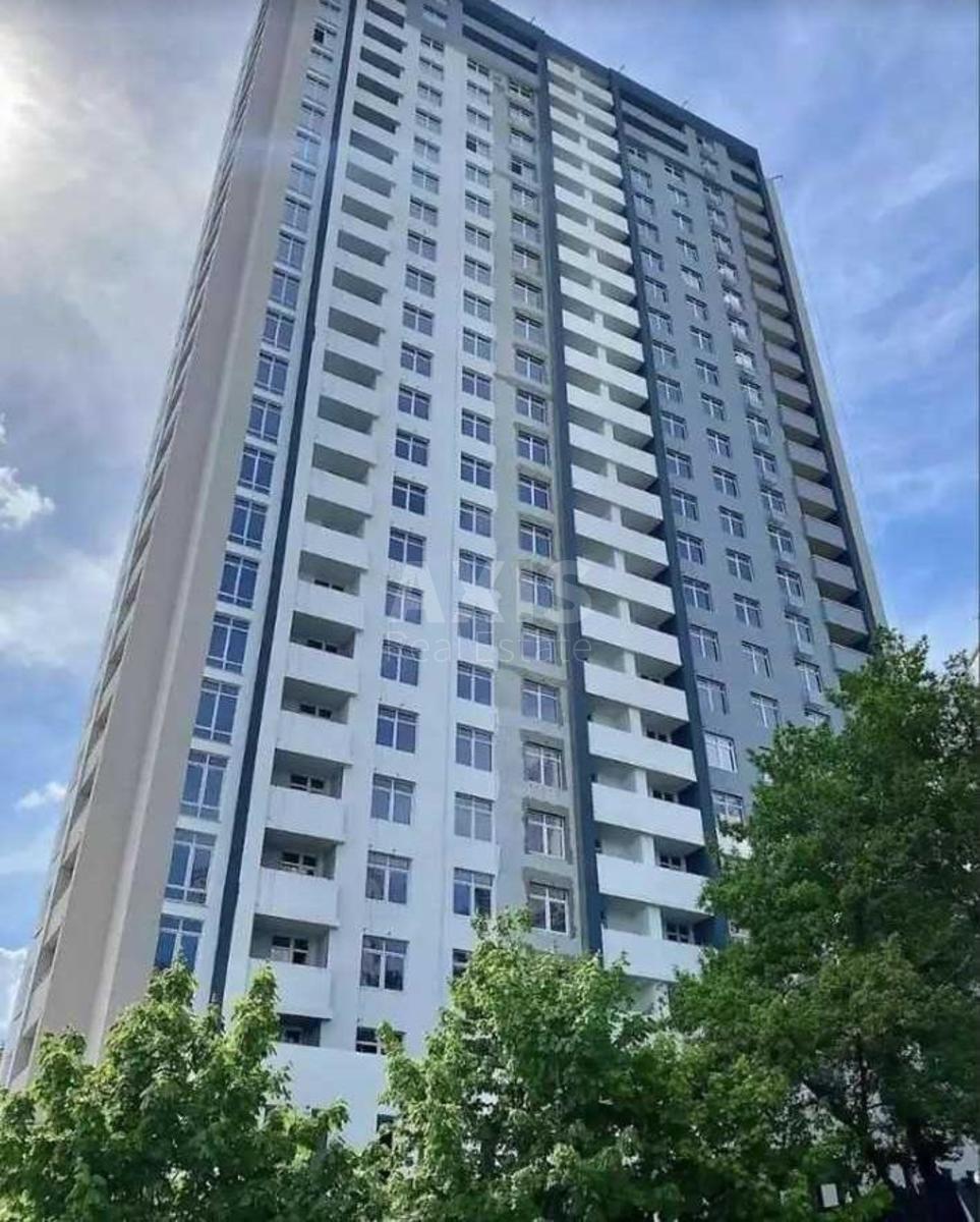 2k apartment vul. Myhajla Maksymovycha 24