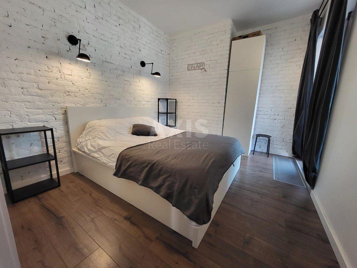3k apartment doroga Naberezhno-Rybal's'ka 33
