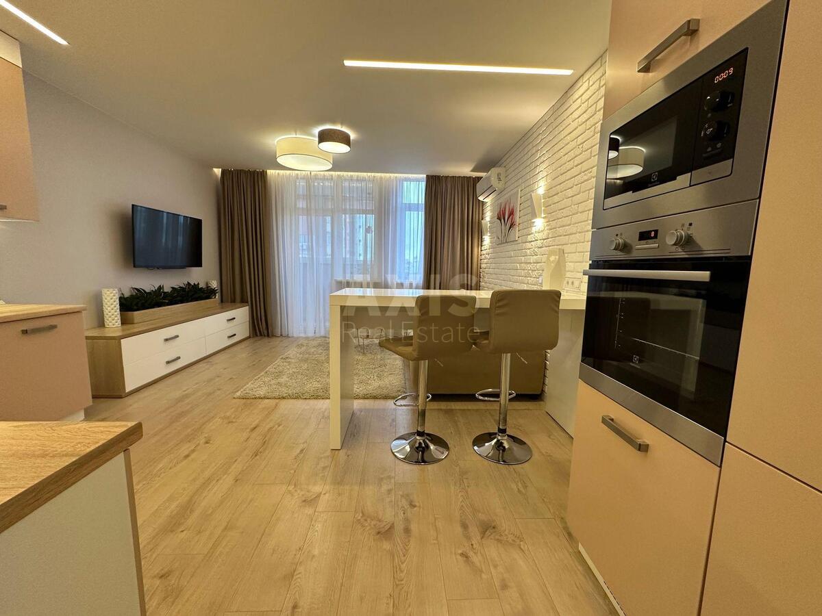 1k apartment vul. Oleny Pchilky 31