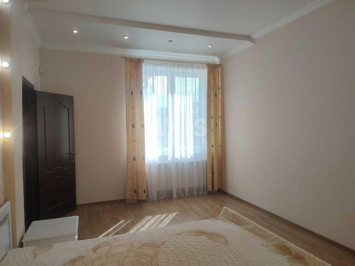 House vul. 47-a Sadova, 250m2, Kyiv city594548