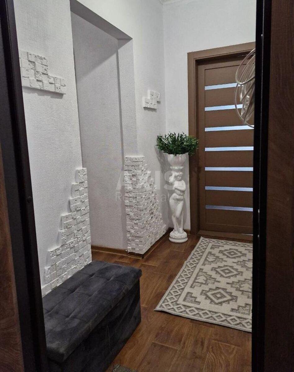 1k apartment vul. Revuc'kogo 54Б594965