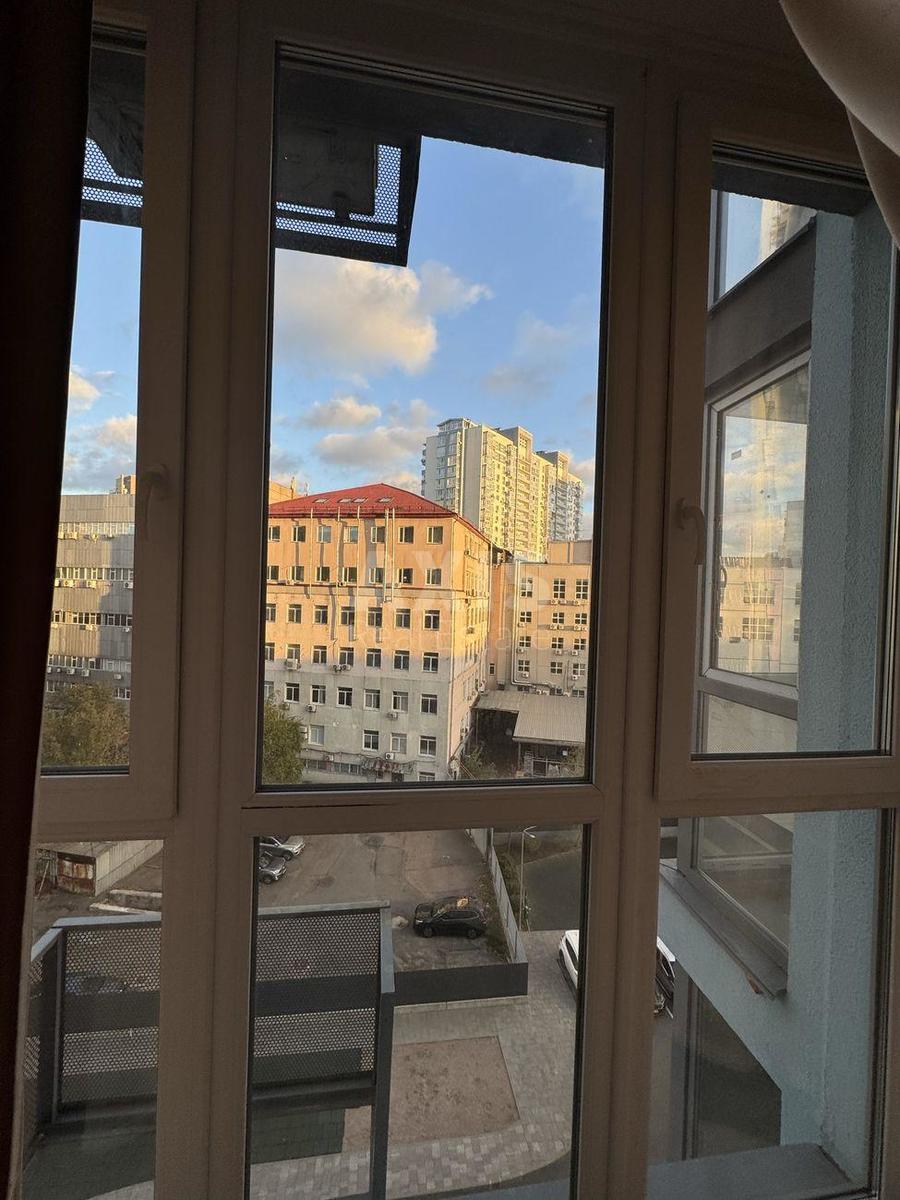 2к квартира ул. Богдановская 7А6