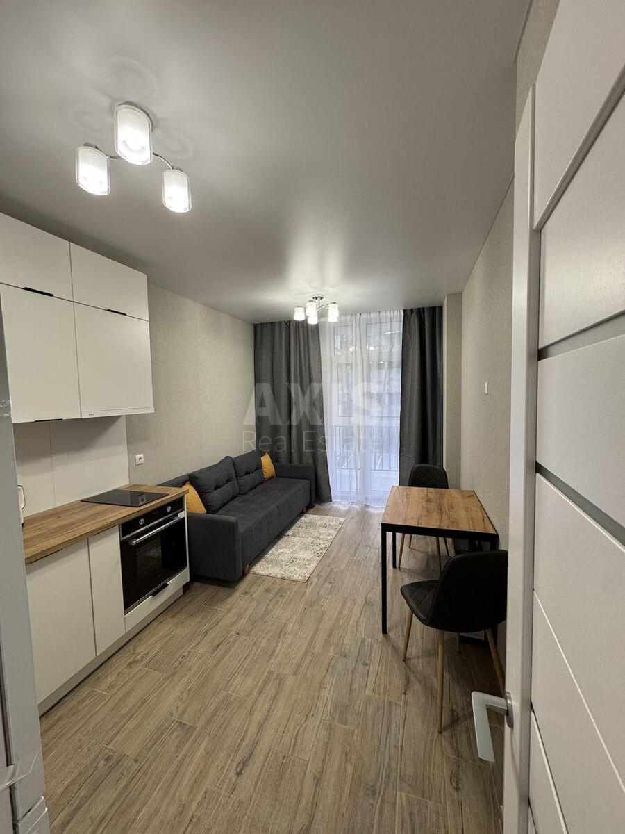 1k apartment pr-t Glushkova Akademika 42626800