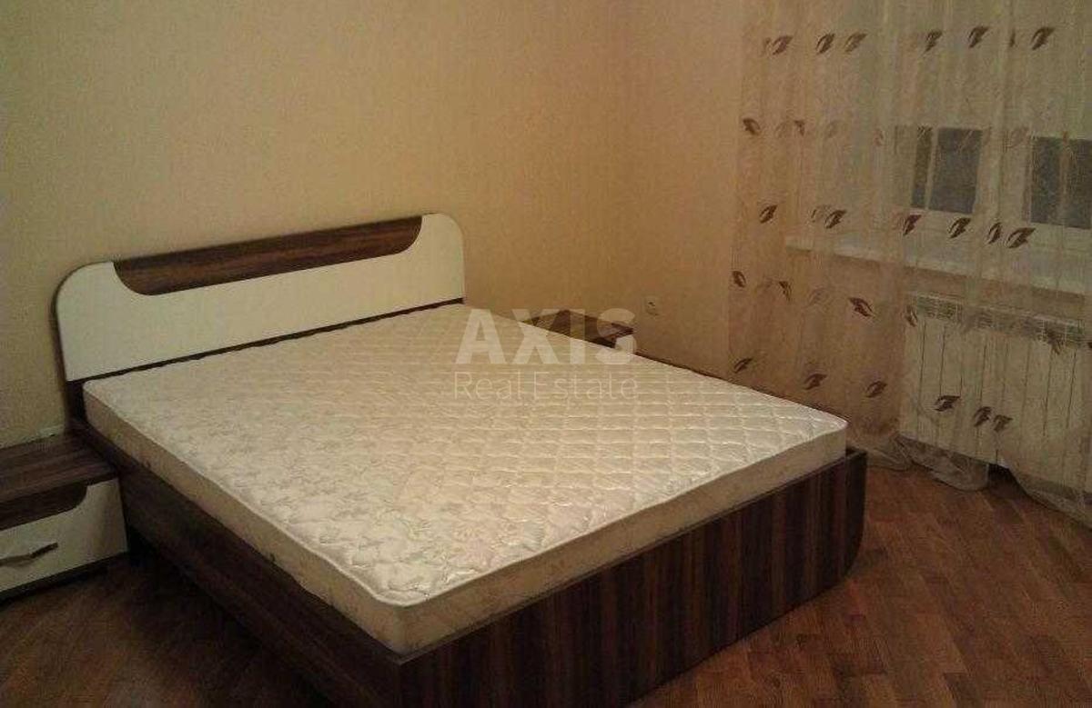 3k apartment vul. Nizhyns'ka 52