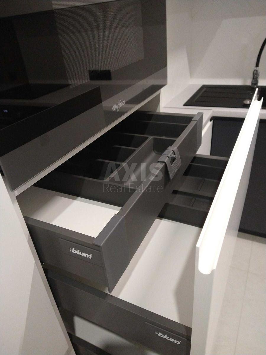 1k apartment vul. Lypkivs'kogo Vasylja Mytropolyta 37Б5