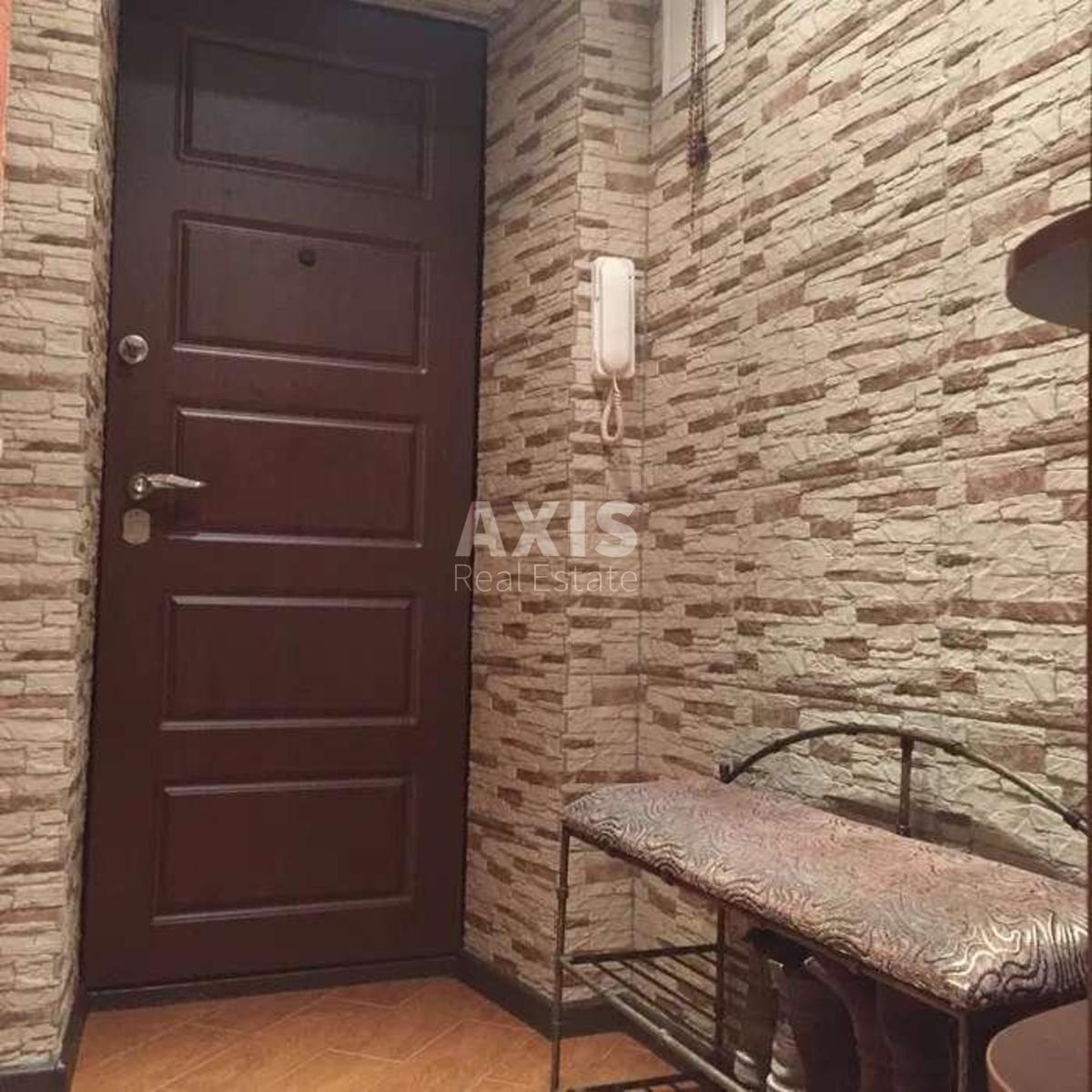 3k apartment vul. Vyborz'ka 803