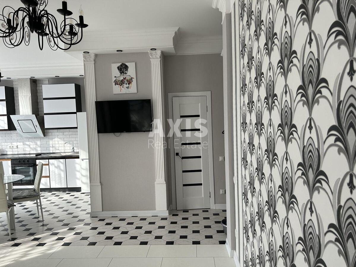 1k apartment pr-t Berestejskij 26621210