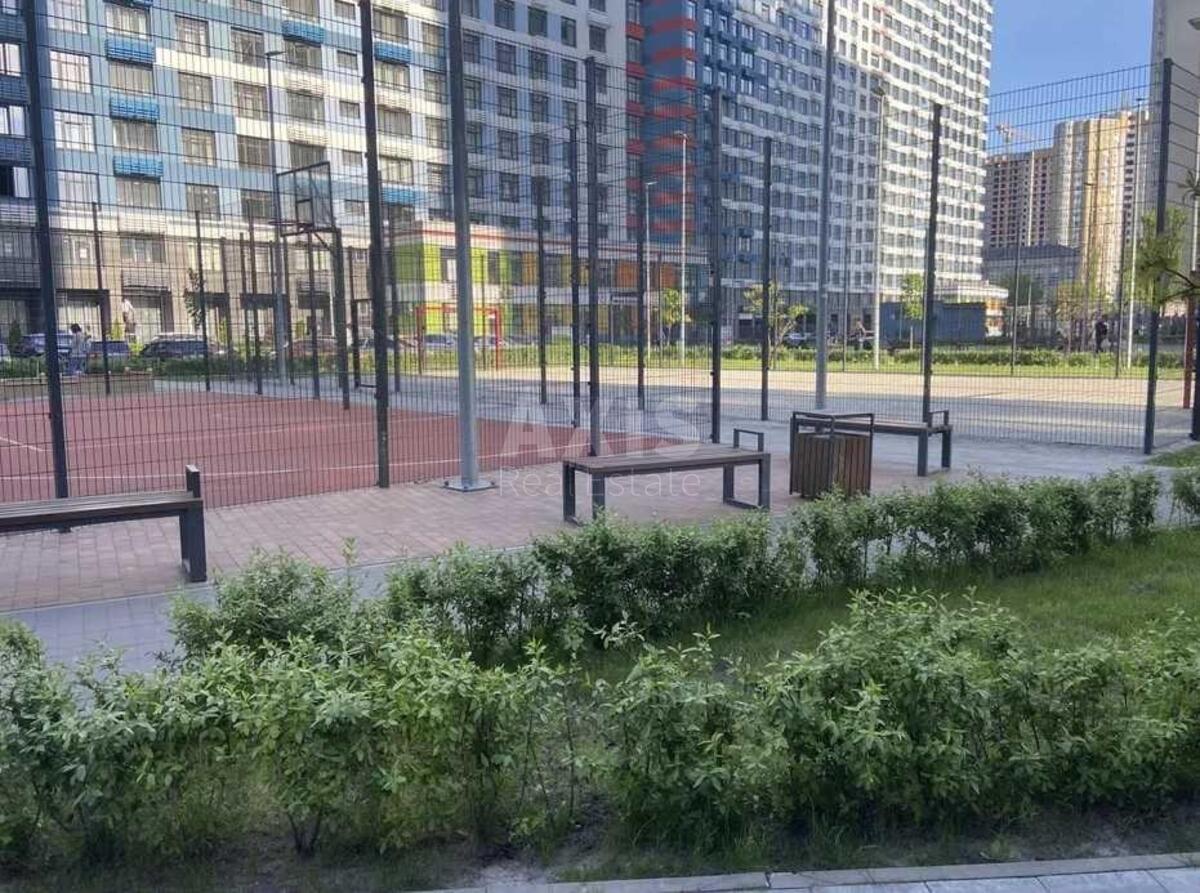 1k apartment vul. Sverstjuka Jevgena 4604999