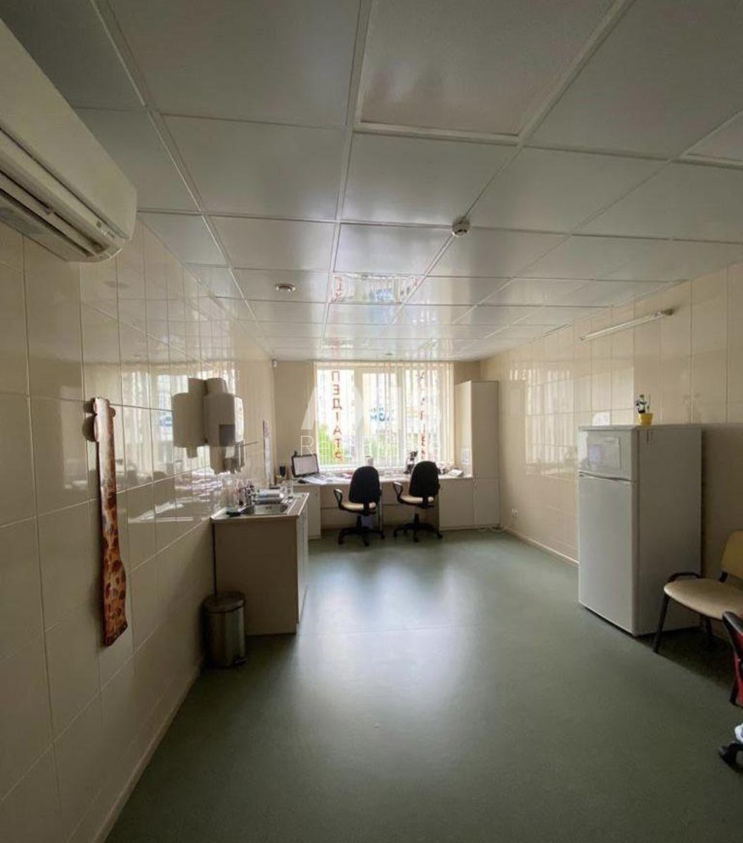 Service object nab. Dniprovs'ka 19, 500m20