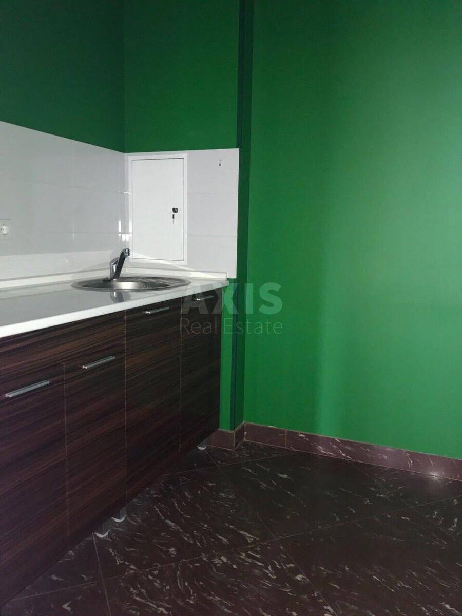 Office vul. Lebedjeva Mykoly 14, 77m22