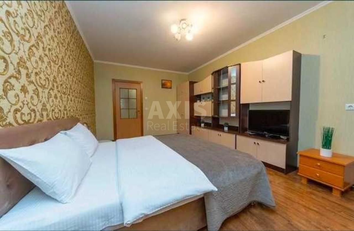 1k apartment vul. Oleny Pchilky 2Б2