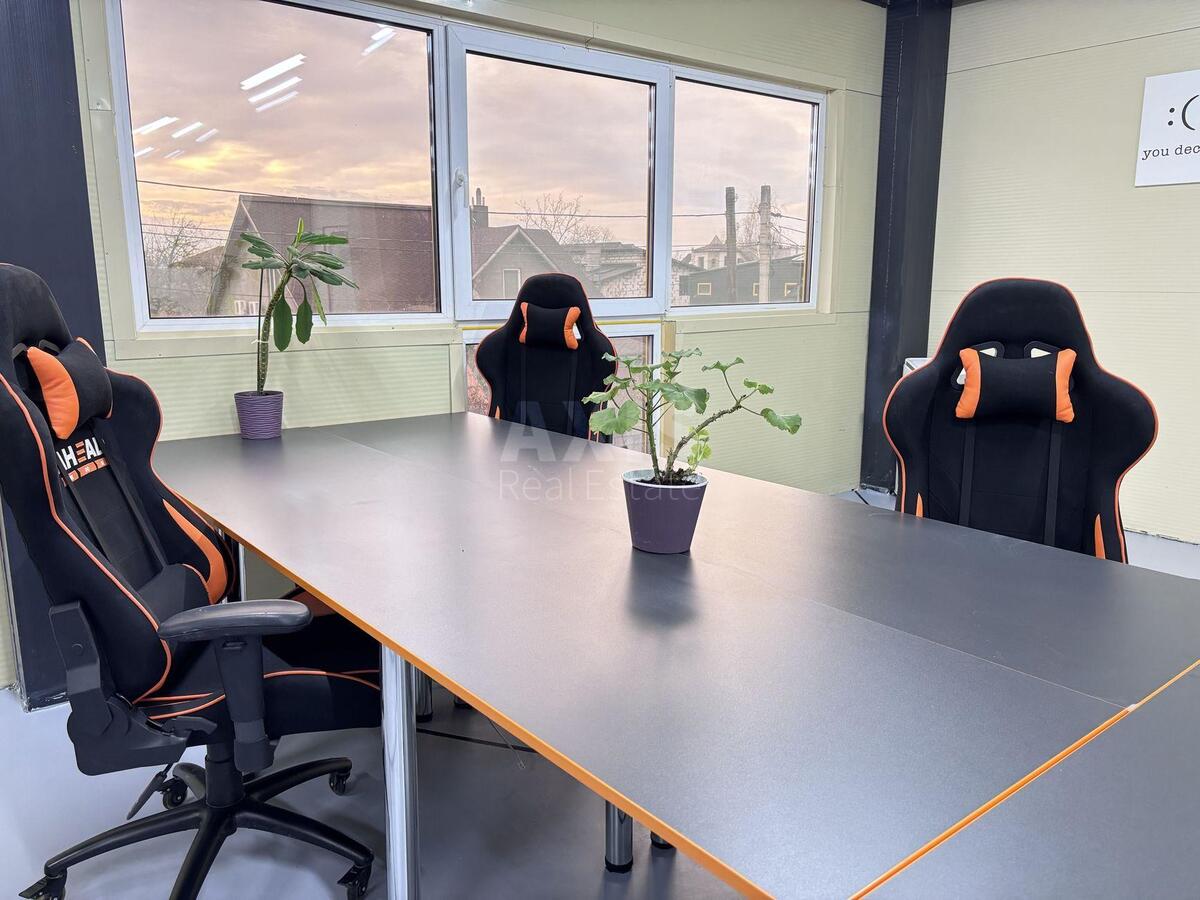 Office vul. Sadova 192-a 1, 110m210