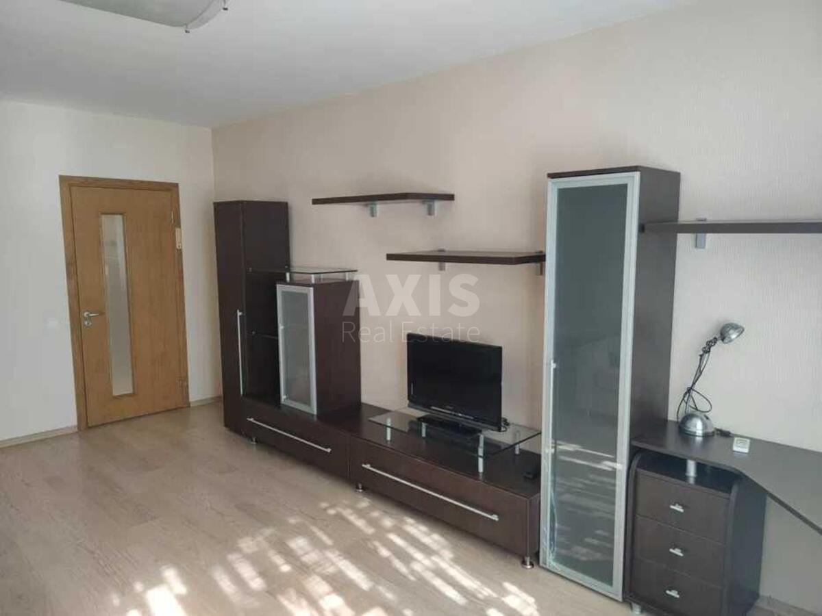 2к квартира ул. Ревуцкого 50