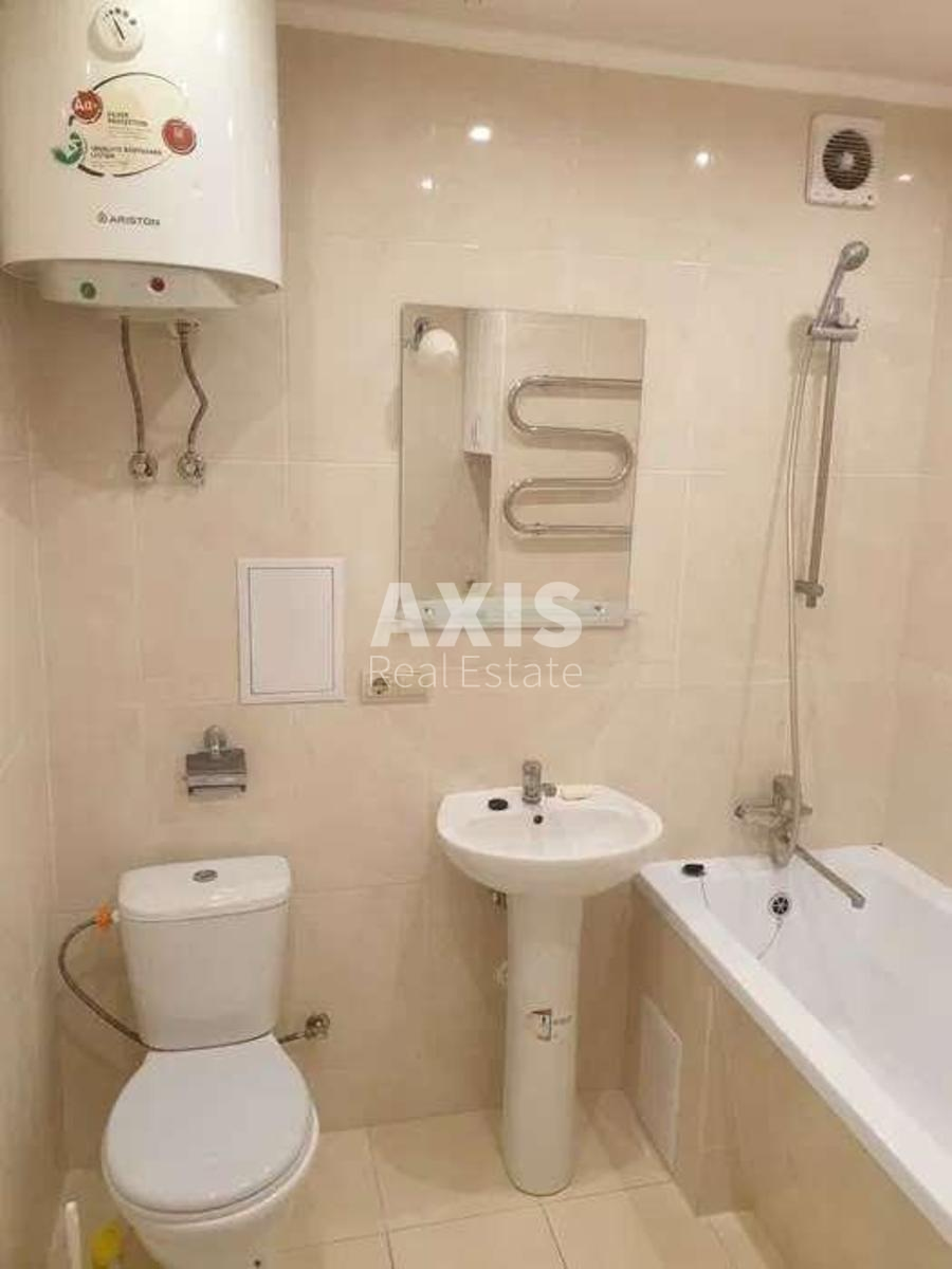 2k apartment vul. Karpyns'kogo Akademika 25 грудня281584