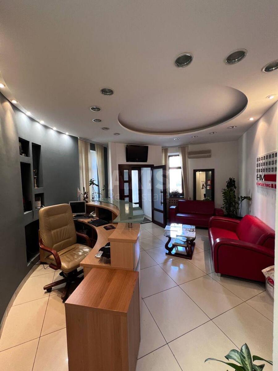 Office vul. Lysenka 2А, 140m23