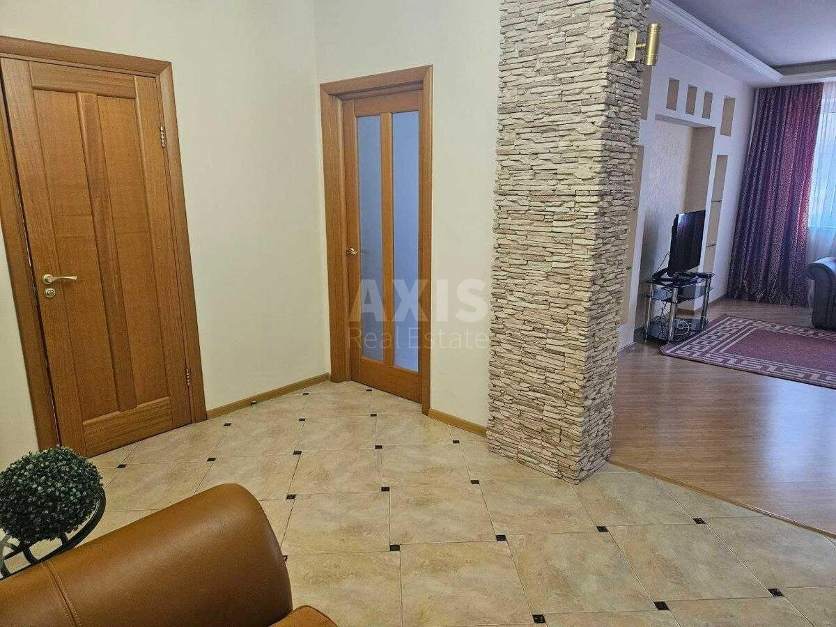 3k apartment vul. Pan'kivs'ka 27/7816