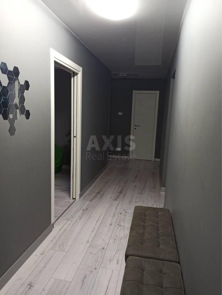 4k apartment vul. Trostjanec'ka 120
