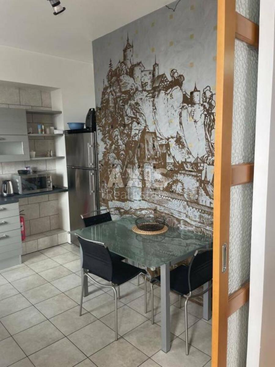 4k apartment vul. Botkina 46