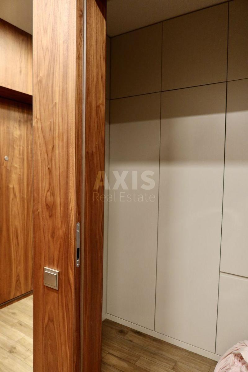 3k apartment pr-t Lobanovs'kogo 410