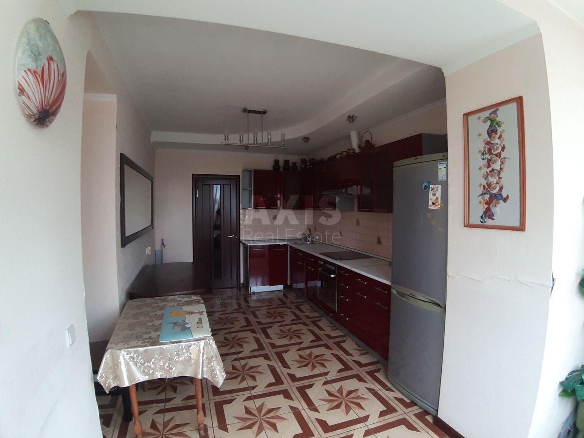 2k apartment vul. Yulia Zdanovska 46/1