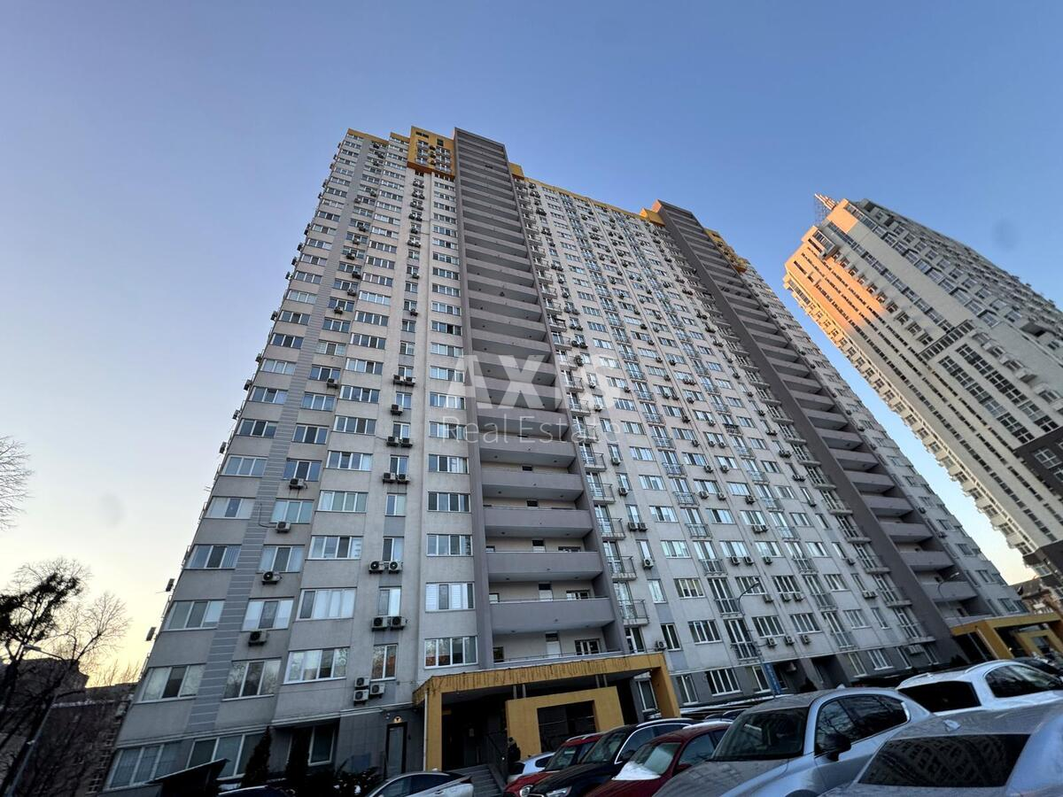 1k apartment vul. Kazarmenna 6Г6150811