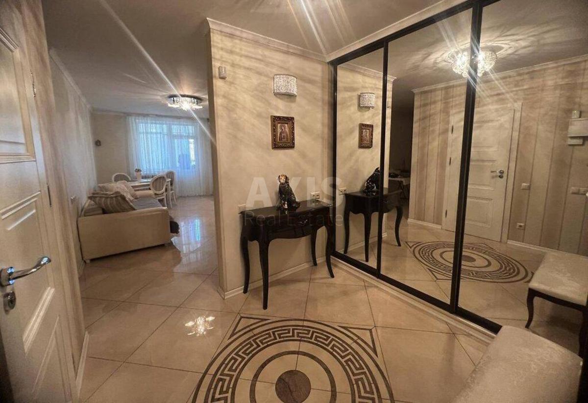 2k apartment vul. Irpins'ka 69А2