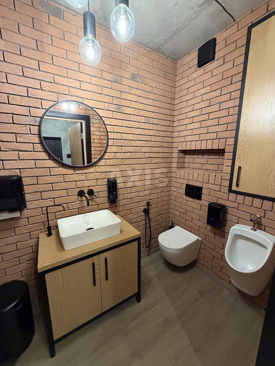 Офис наб. Днепровская 18Б, 47м26135912