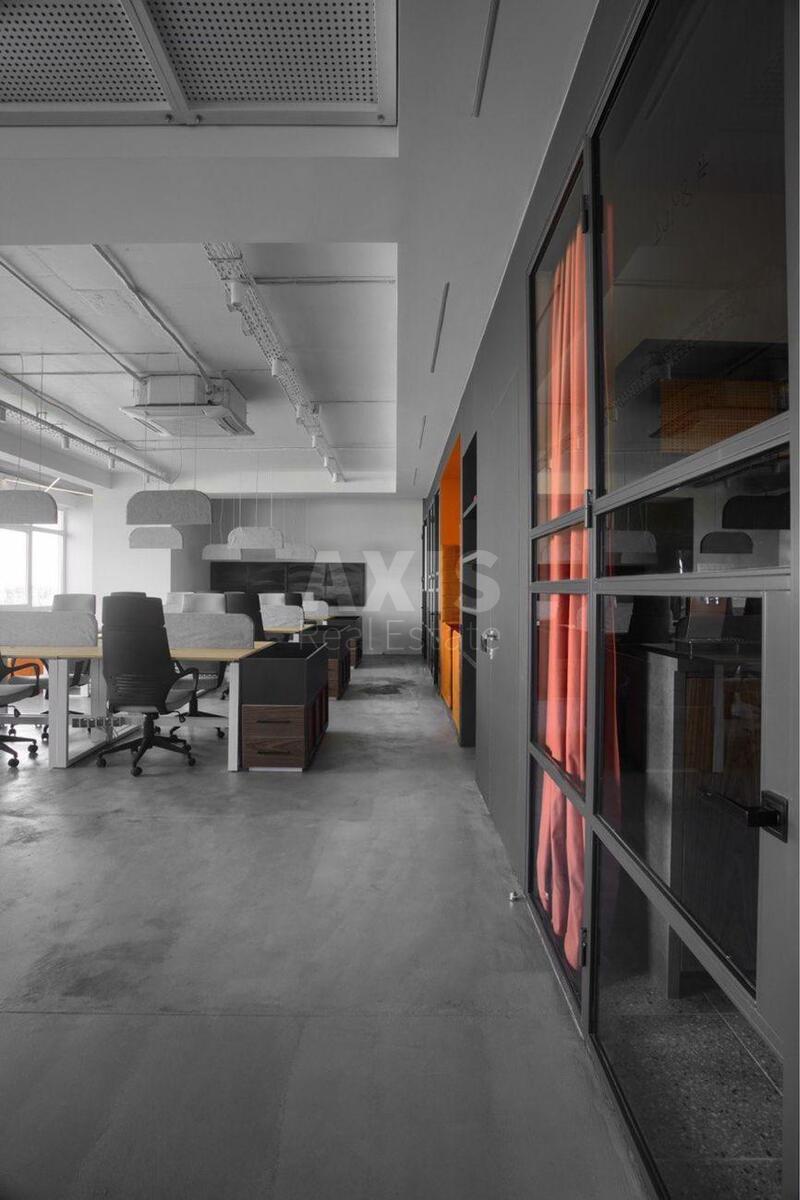 Office vul. Sichovyh Stril'civ 84А, 217m2607231