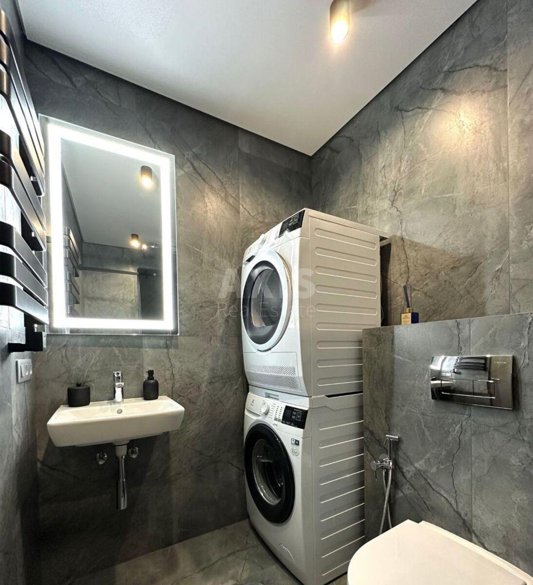 3k apartment pr-t Berestejskij 11609168