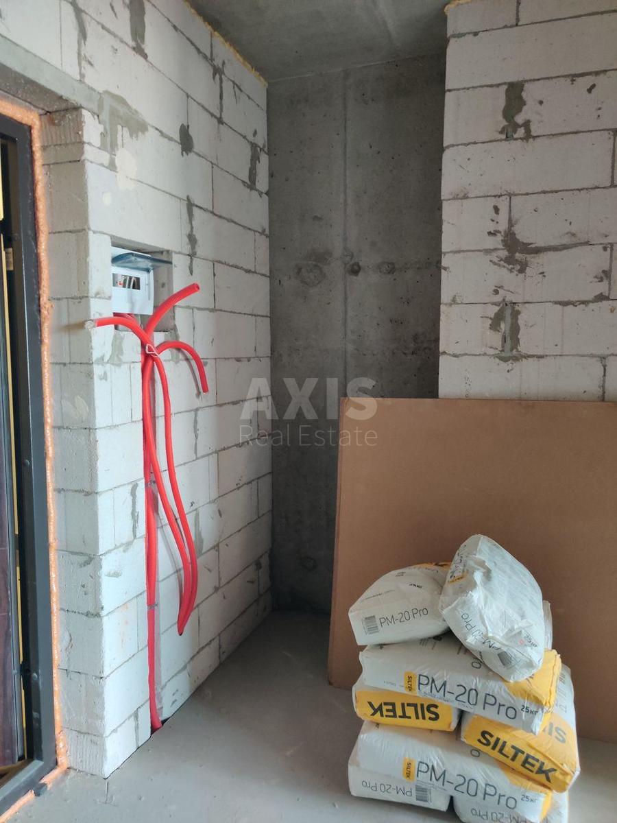 1k apartment vul. Kustanajs'ka 130