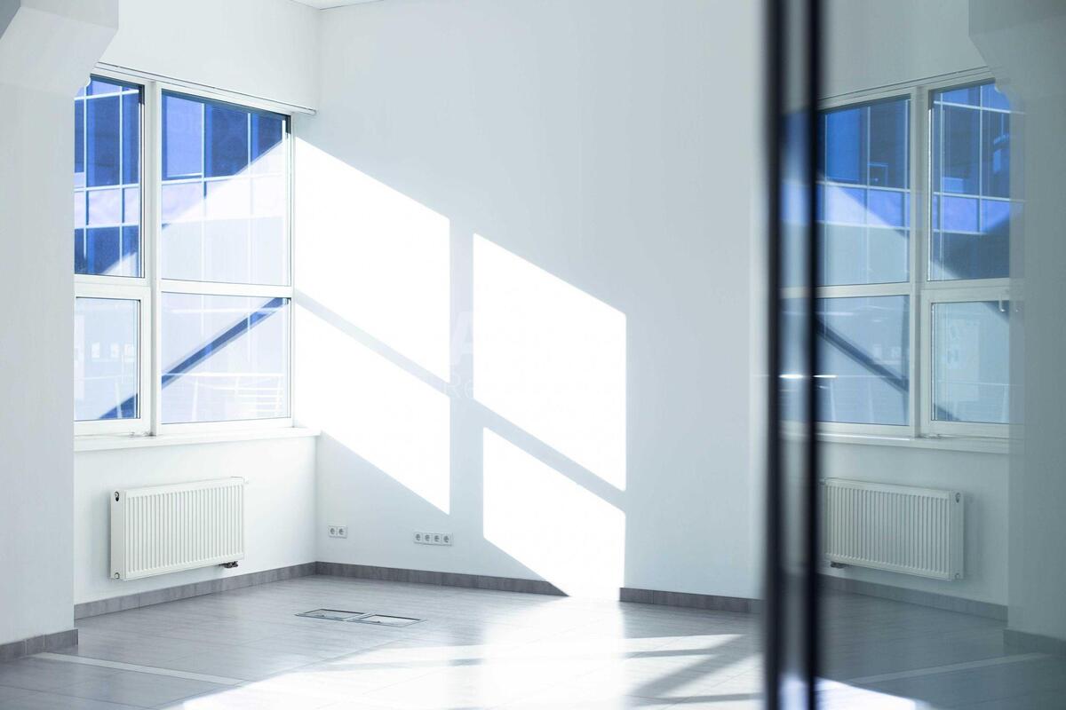 Office prov. Ohtyrs'kyj 7, 298m2567581