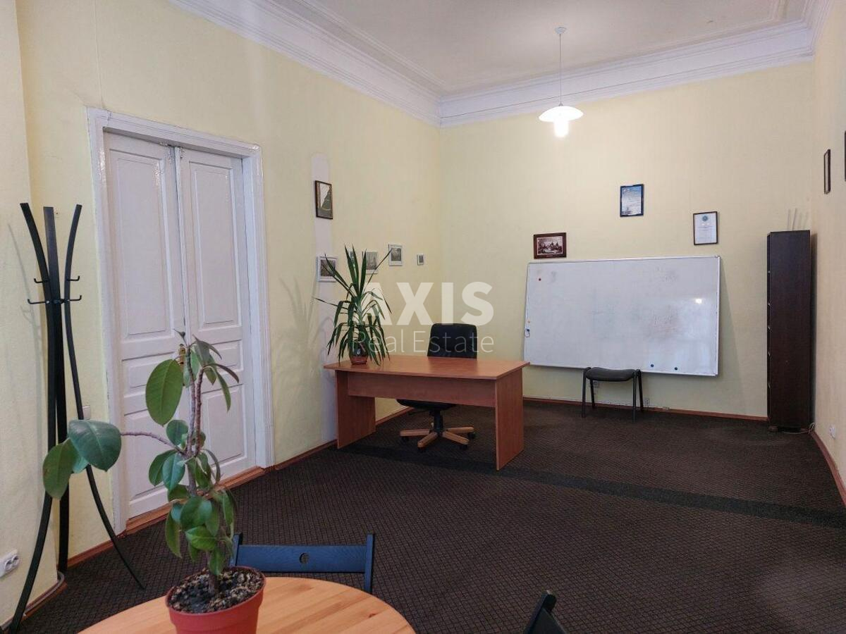 Trade object vul. Skovorody Grygorija 5А, 100m2571868