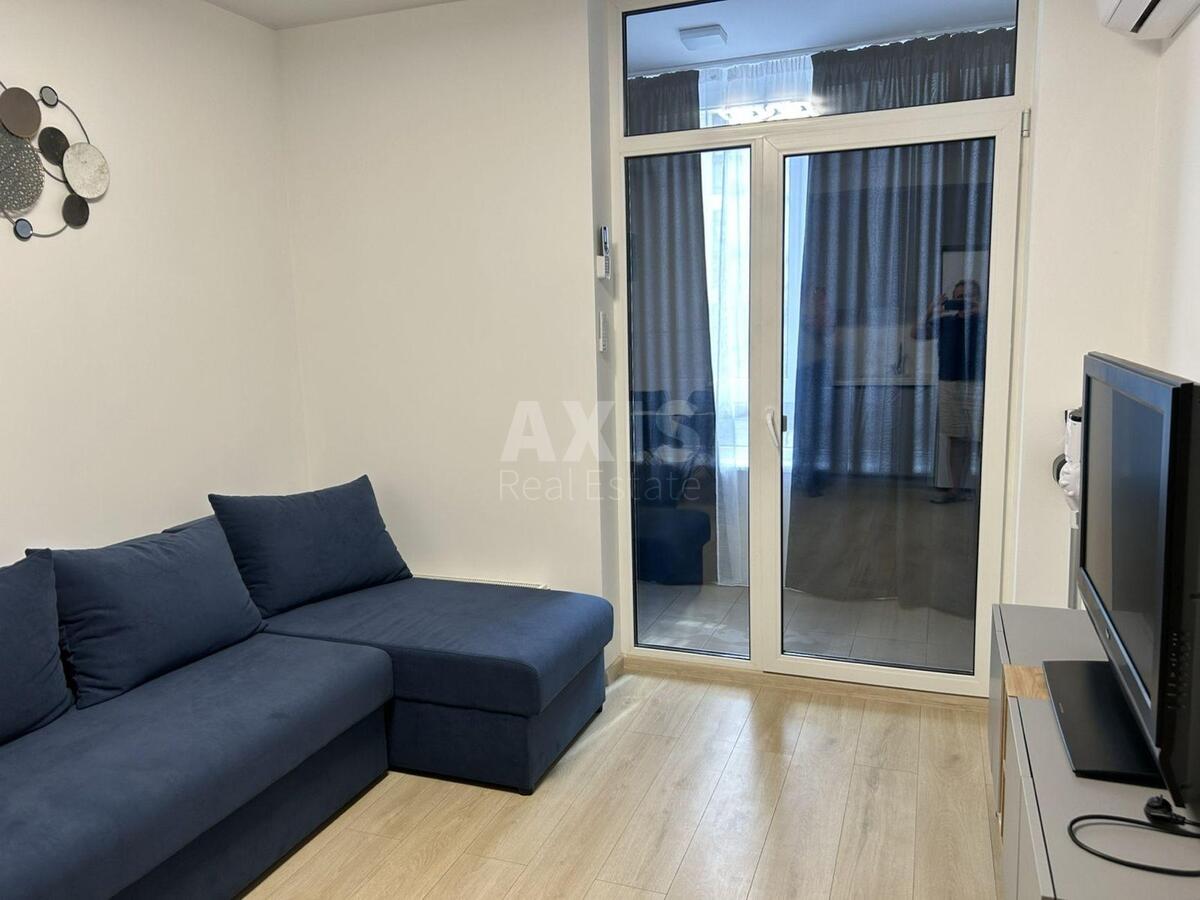 1k apartment vul. Saljutna 2Б581312